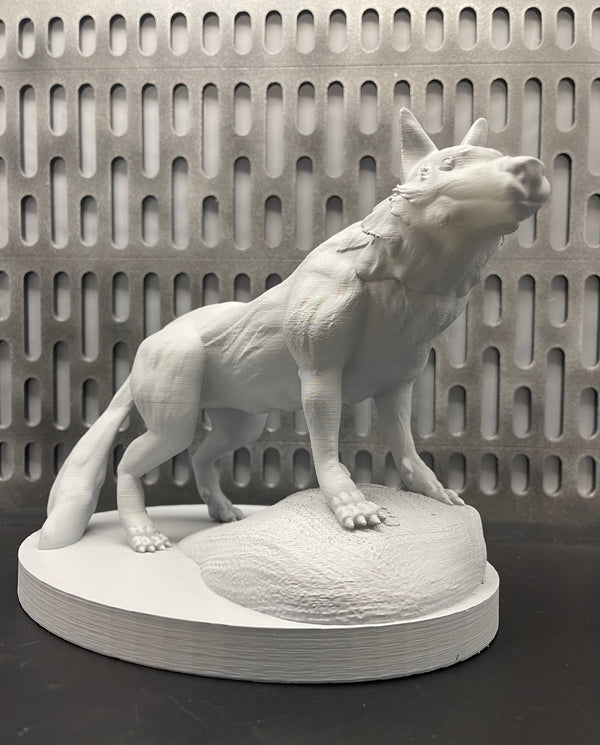 Loth Wolf Statue - Size Large with/primer