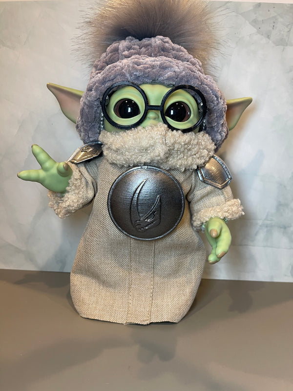 🩶Beskar Beanie Tinylorian w/glasses🩶