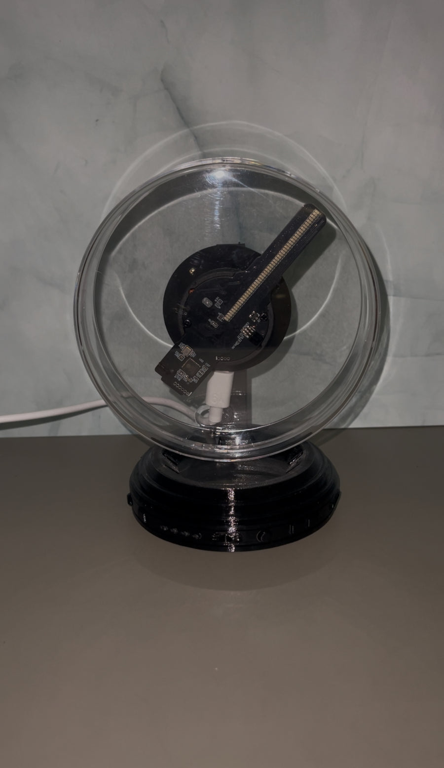 Pixel Arc Hologram Puck Stand (hologram device not included)